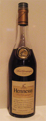 �J�i�f�B�A���E�N���u20�N